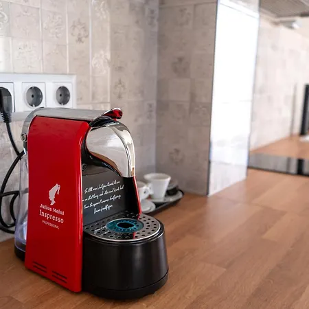 Dion لوزينيتس