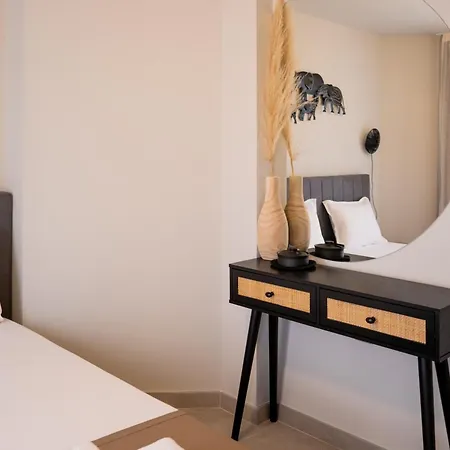 Dion Aparthotel 3*
