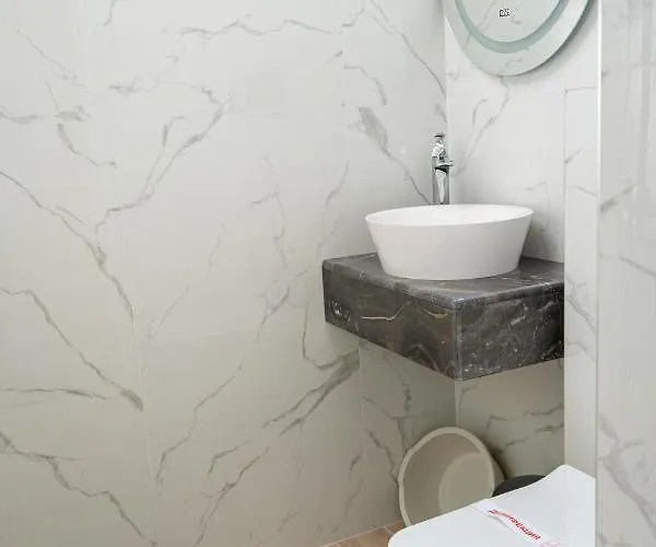 Dion 아파트호텔